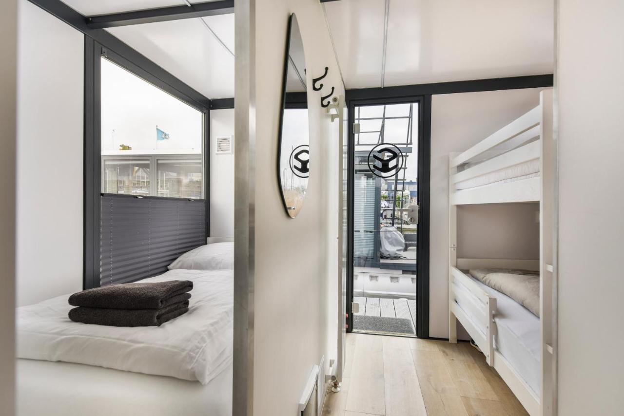 Cosy Tiny Houseboats Near Beach And Restaurants By Weltevreden Experience Zeewolde Buitenkant foto