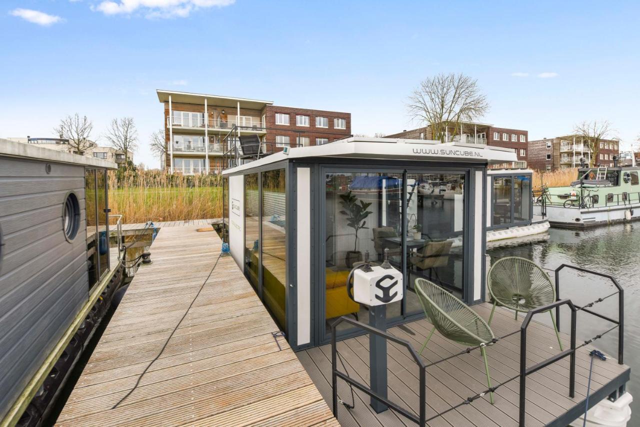 Cosy Tiny Houseboats Near Beach And Restaurants By Weltevreden Experience Zeewolde Buitenkant foto