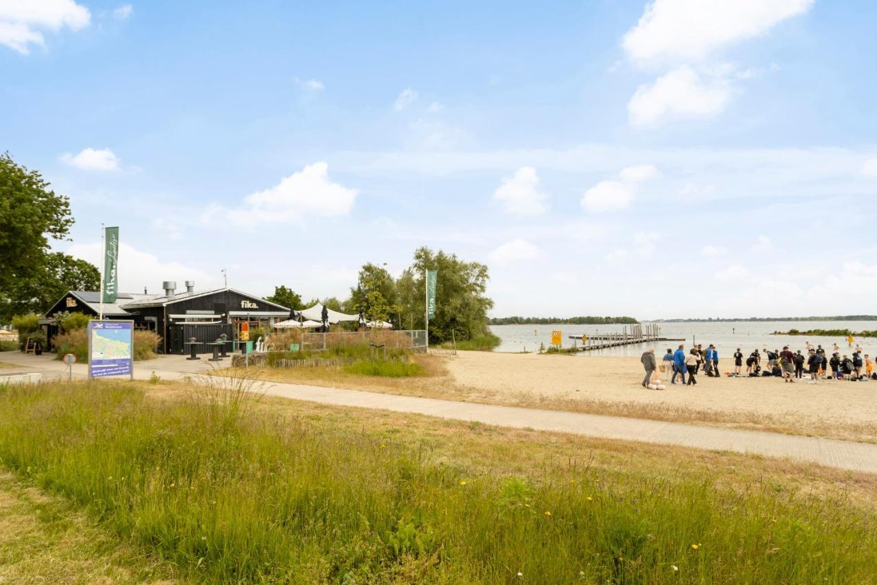 Cosy Tiny Houseboats Near Beach And Restaurants By Weltevreden Experience Zeewolde Buitenkant foto
