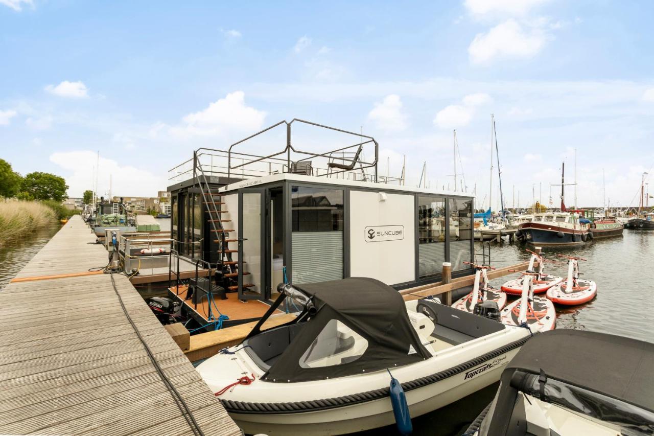 Cosy Tiny Houseboats Near Beach And Restaurants By Weltevreden Experience Zeewolde Buitenkant foto