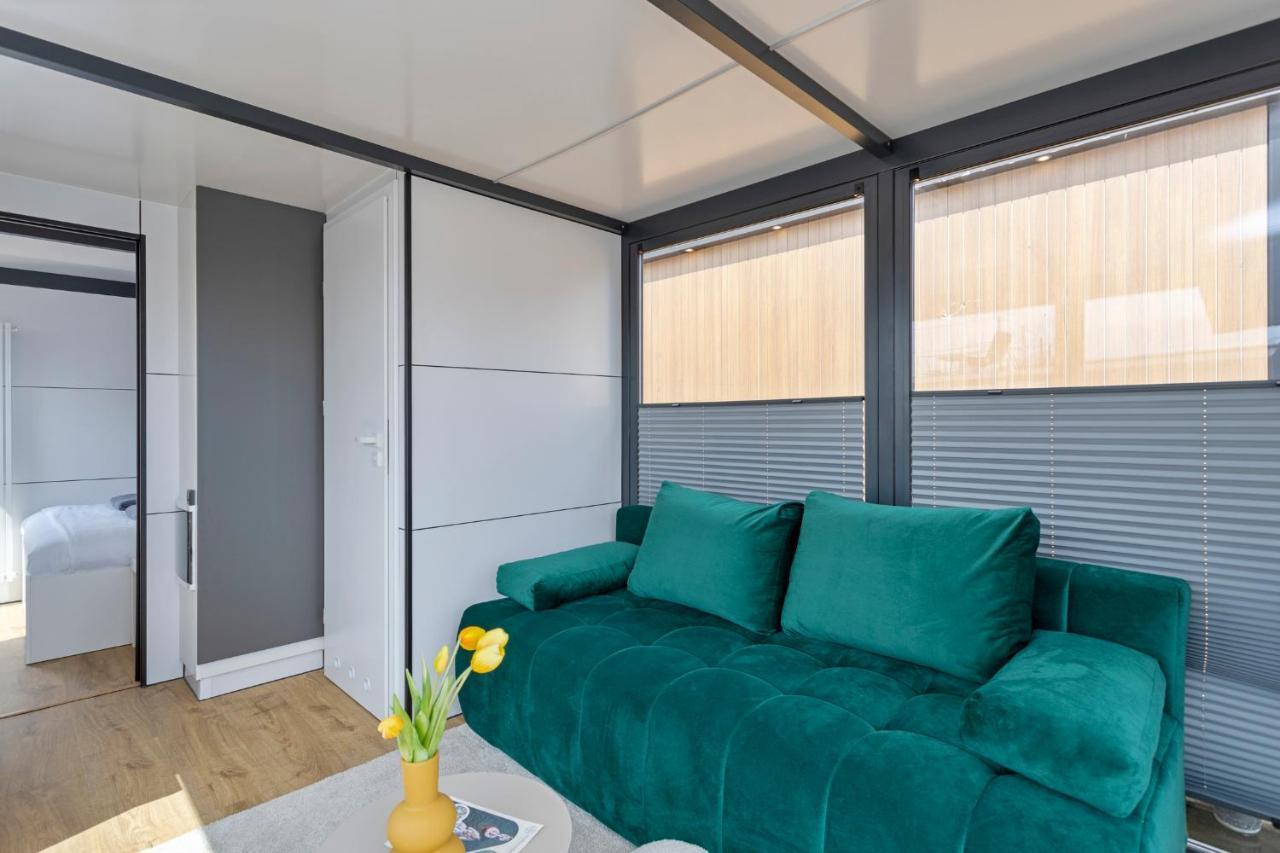 Cosy Tiny Houseboats Near Beach And Restaurants By Weltevreden Experience Zeewolde Buitenkant foto