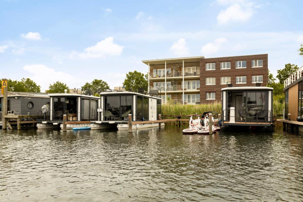 Cosy Tiny Houseboats Near Beach And Restaurants By Weltevreden Experience Zeewolde Buitenkant foto