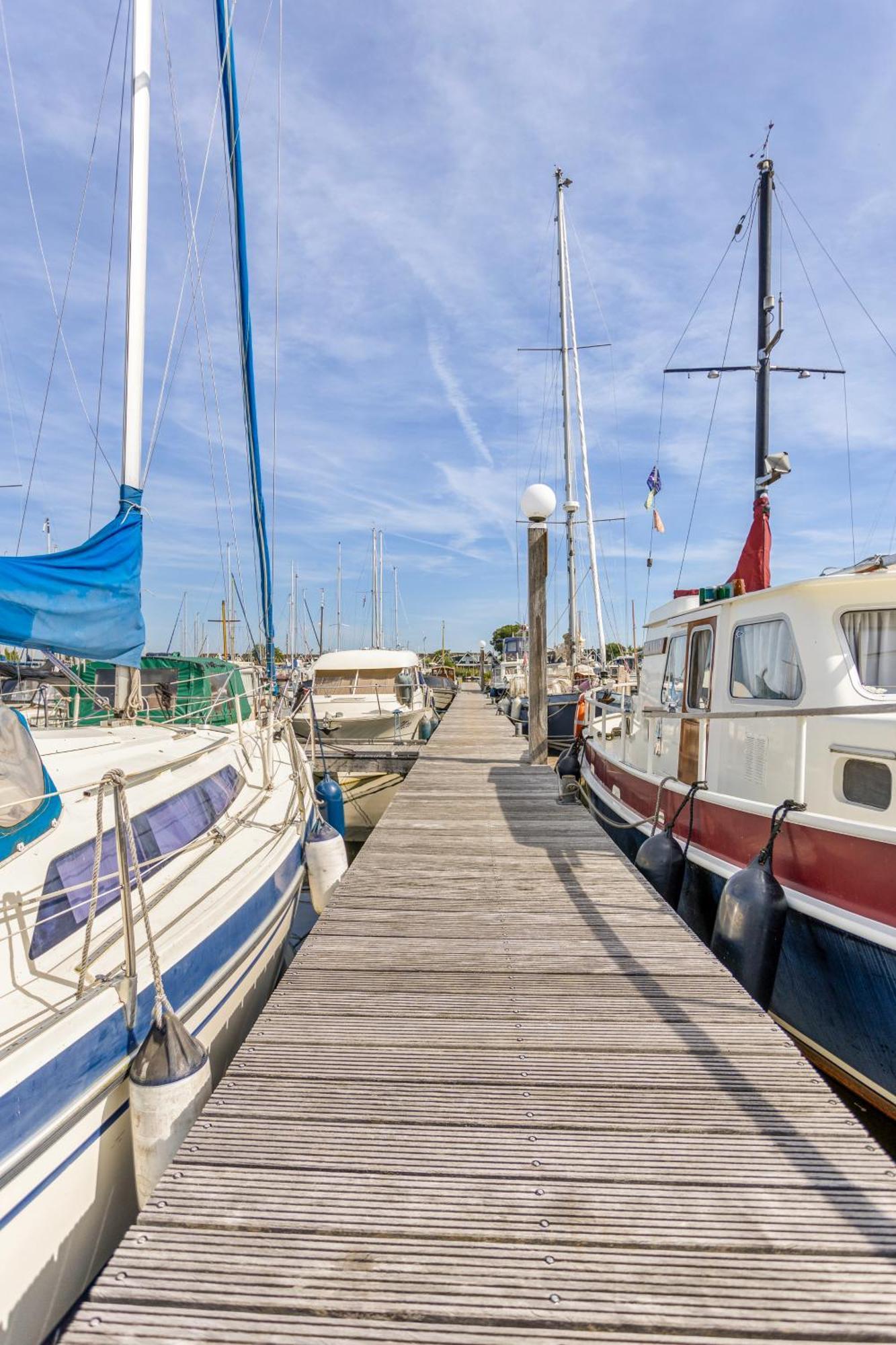Cosy Tiny Houseboats Near Beach And Restaurants By Weltevreden Experience Zeewolde Buitenkant foto